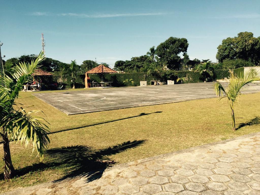 Kitinete Em Matinhos Com Piscina Villa Buitenkant foto