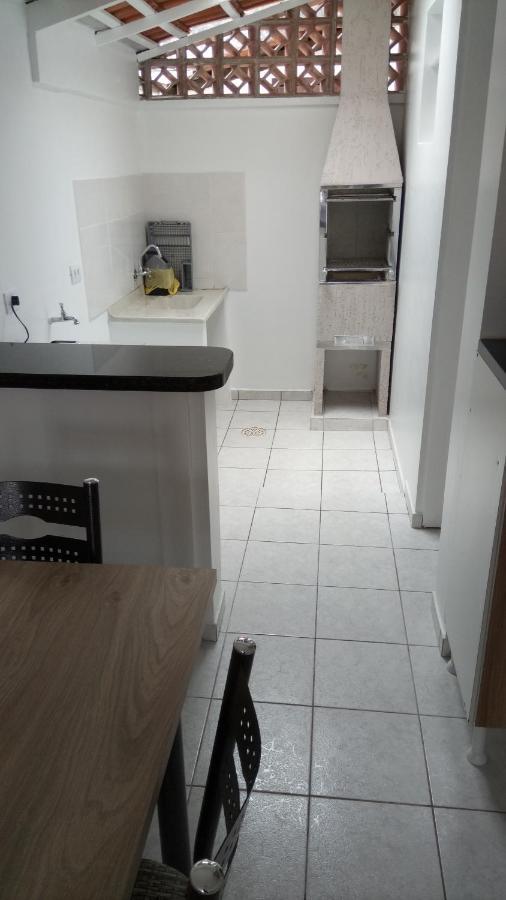 Kitinete Em Matinhos Com Piscina Villa Buitenkant foto